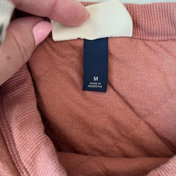 Coral Color Quilted Moving Blanket Style Sweat Shirt - Size M - Picture 5 of 9